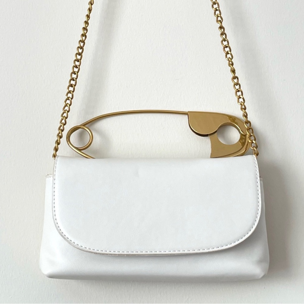 White Shoulder Bag with Gold Chain and Hardware